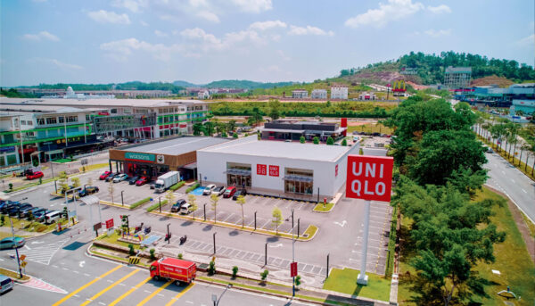hongbeeland-commercial-dev-uniqlo